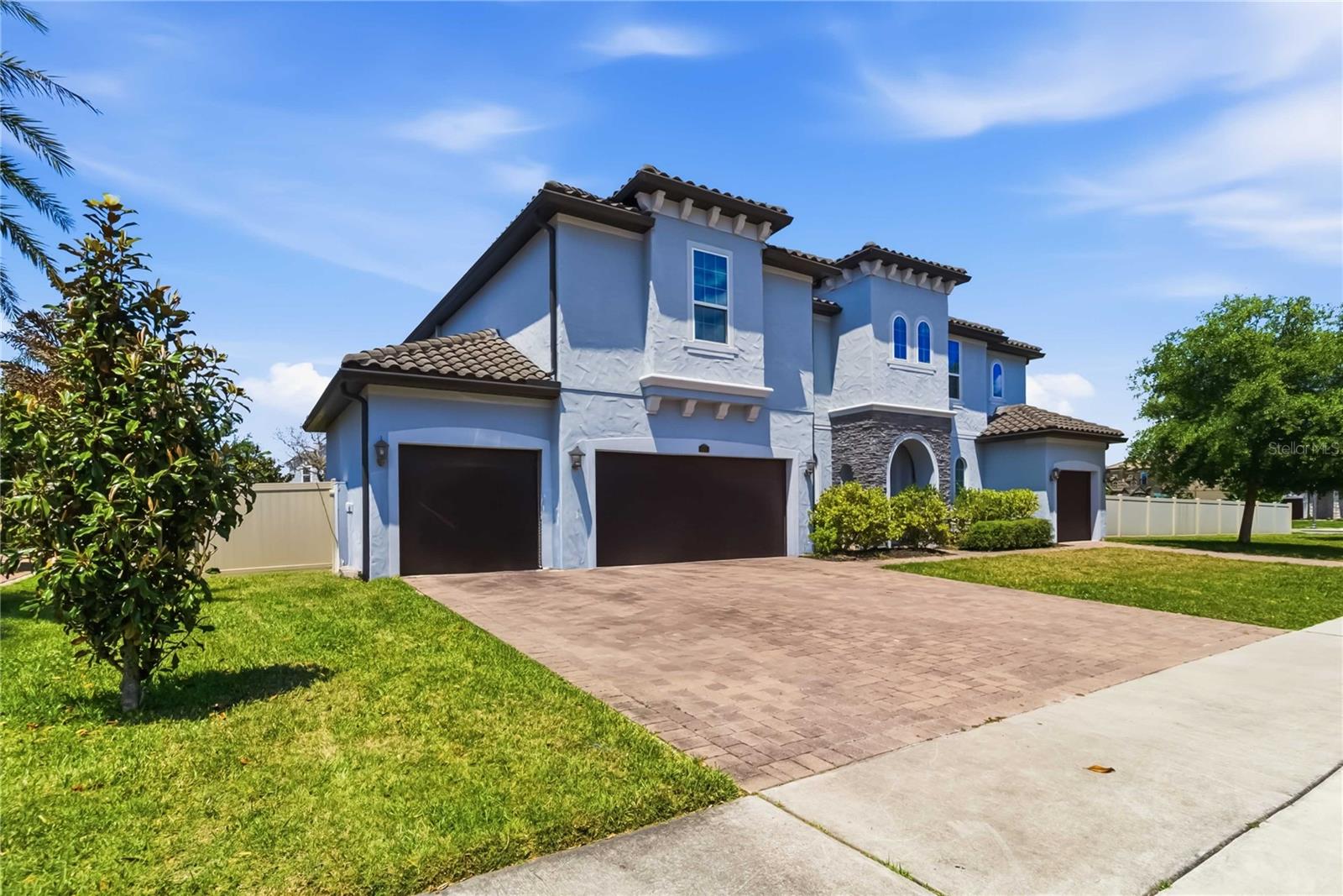 659 Red Haven Lane, FL