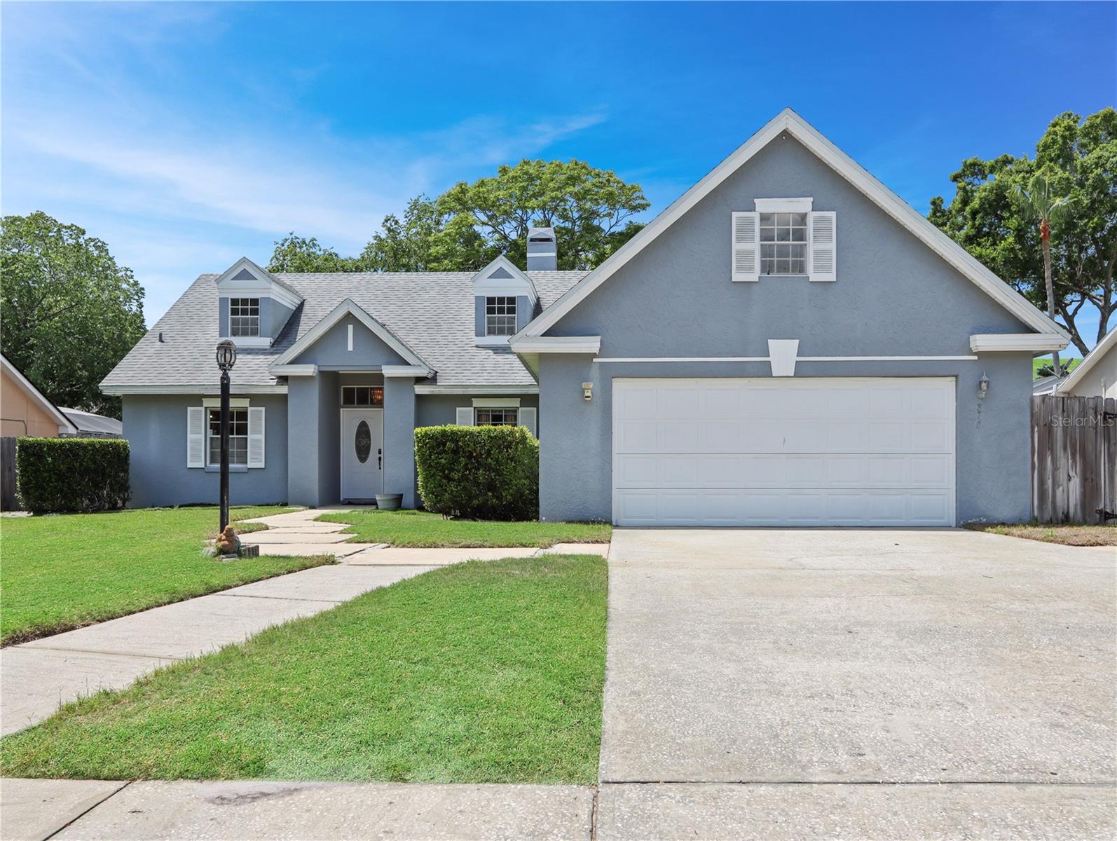 870 Lake Como, FL