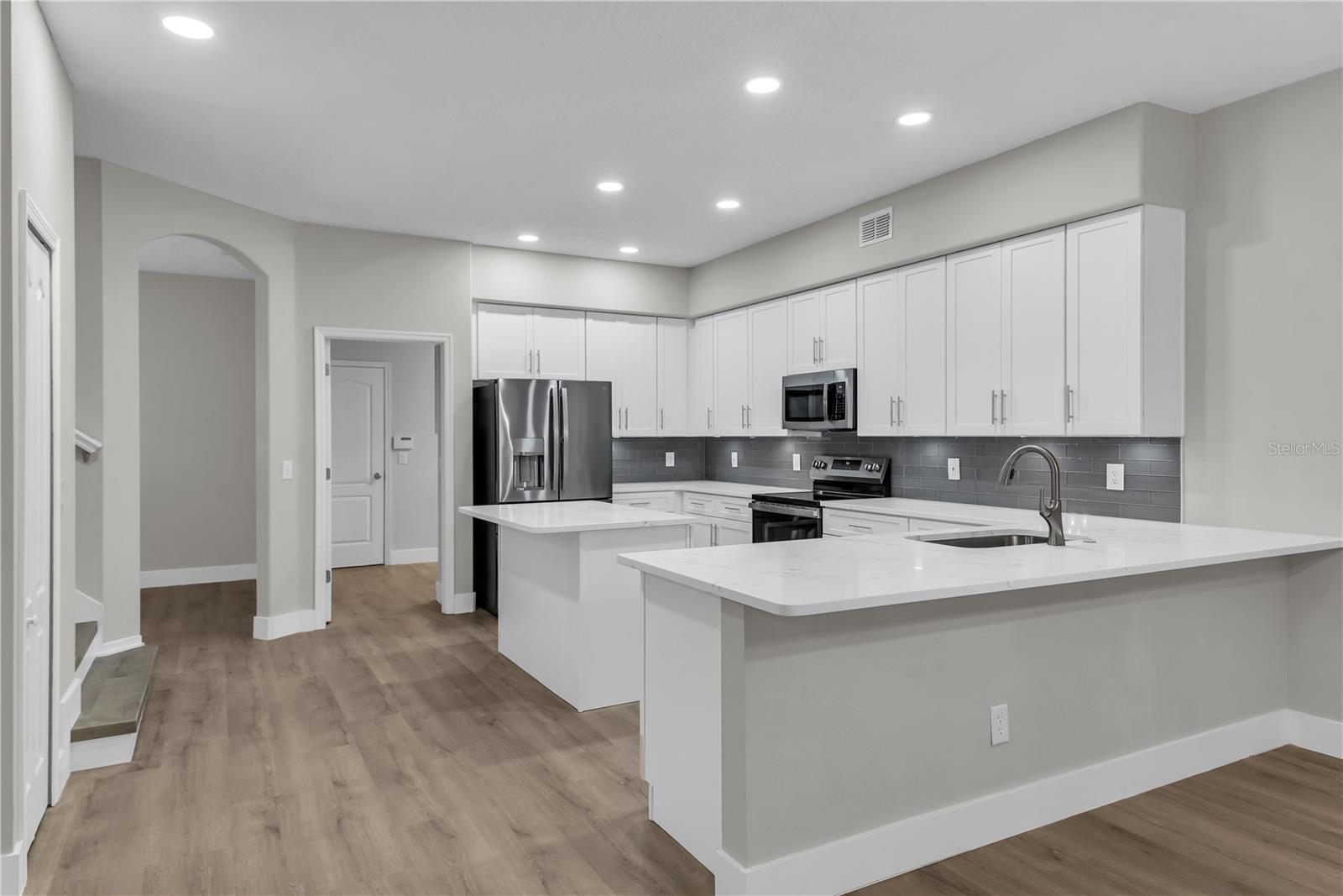2640 Grove View Drive, FL