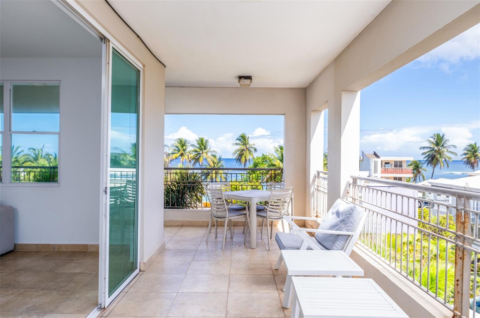 Pr-115 Mar Azul Condominium, PR