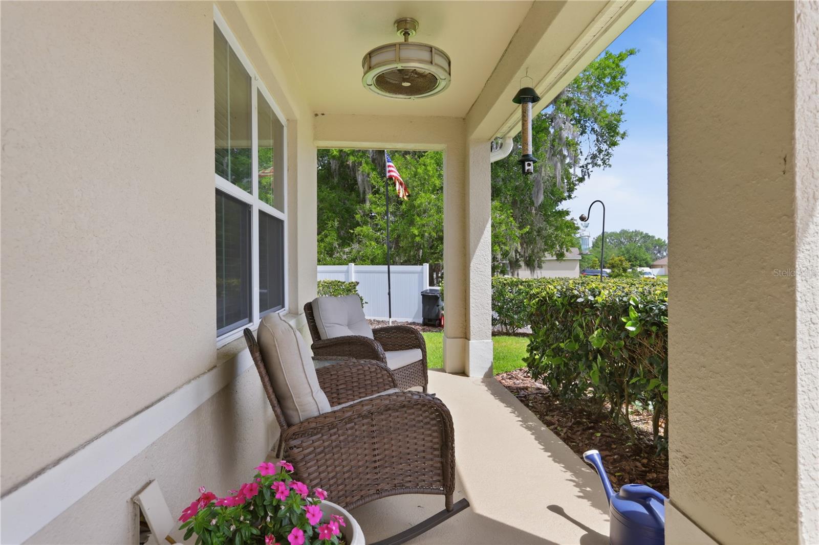 831 Oak Hollow Loop, FL