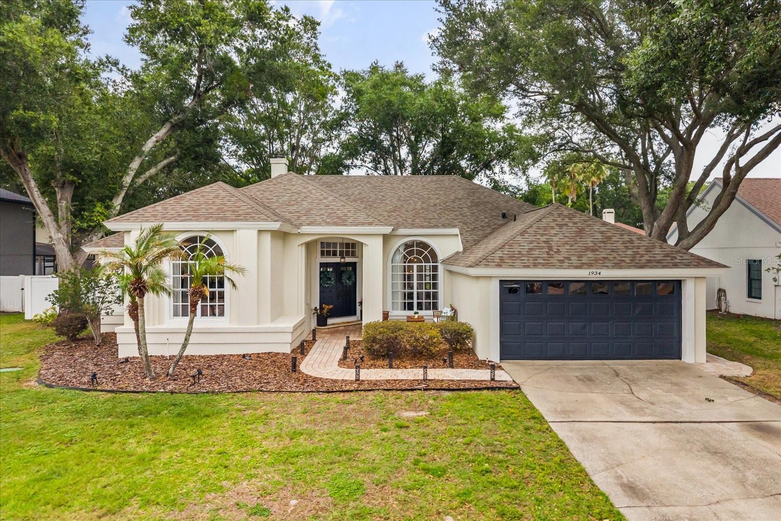 1934 Thoroughbred Dr, FL