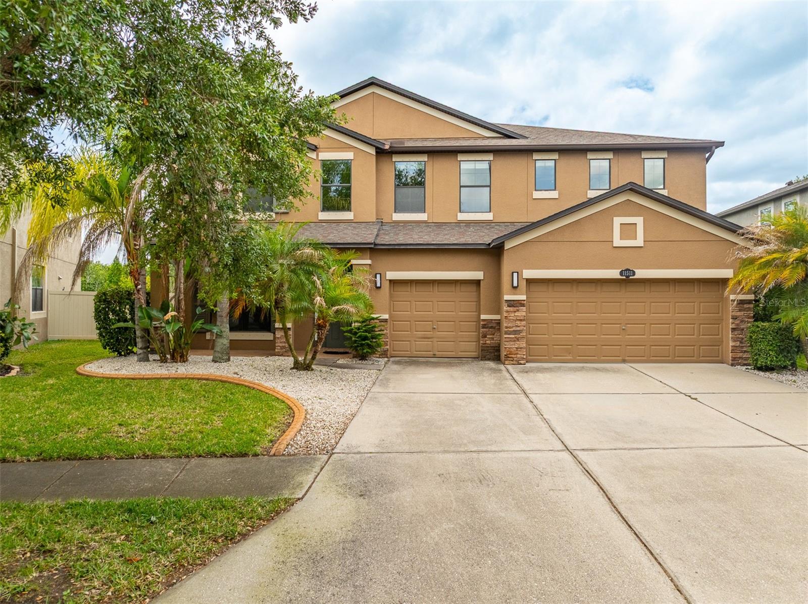 11511 Palmetto Pine Street, FL