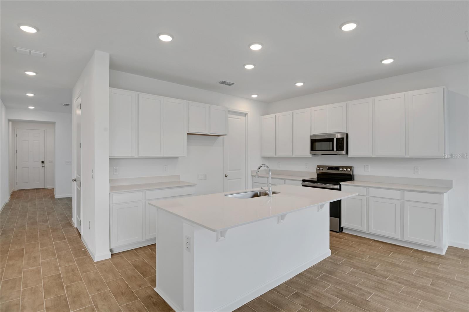 330 Alexandrite Street, FL