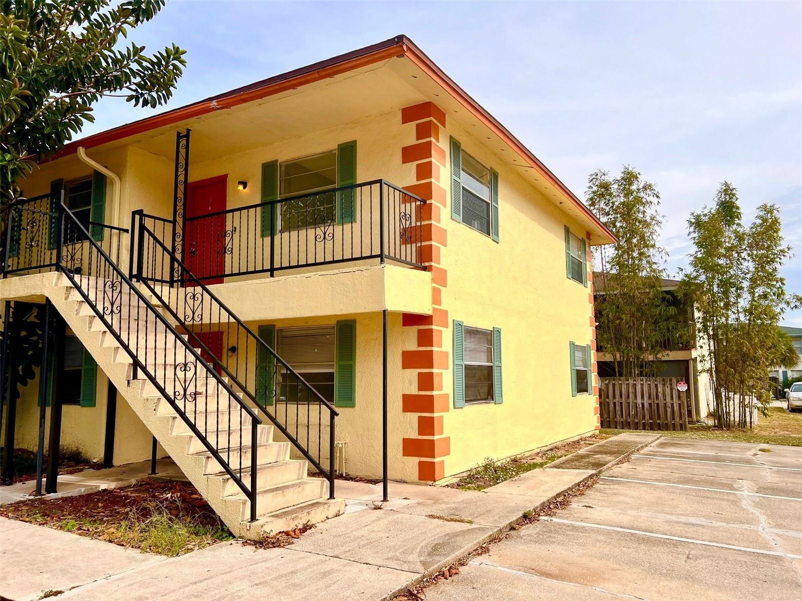 2190 Knox Macrae Drive, FL