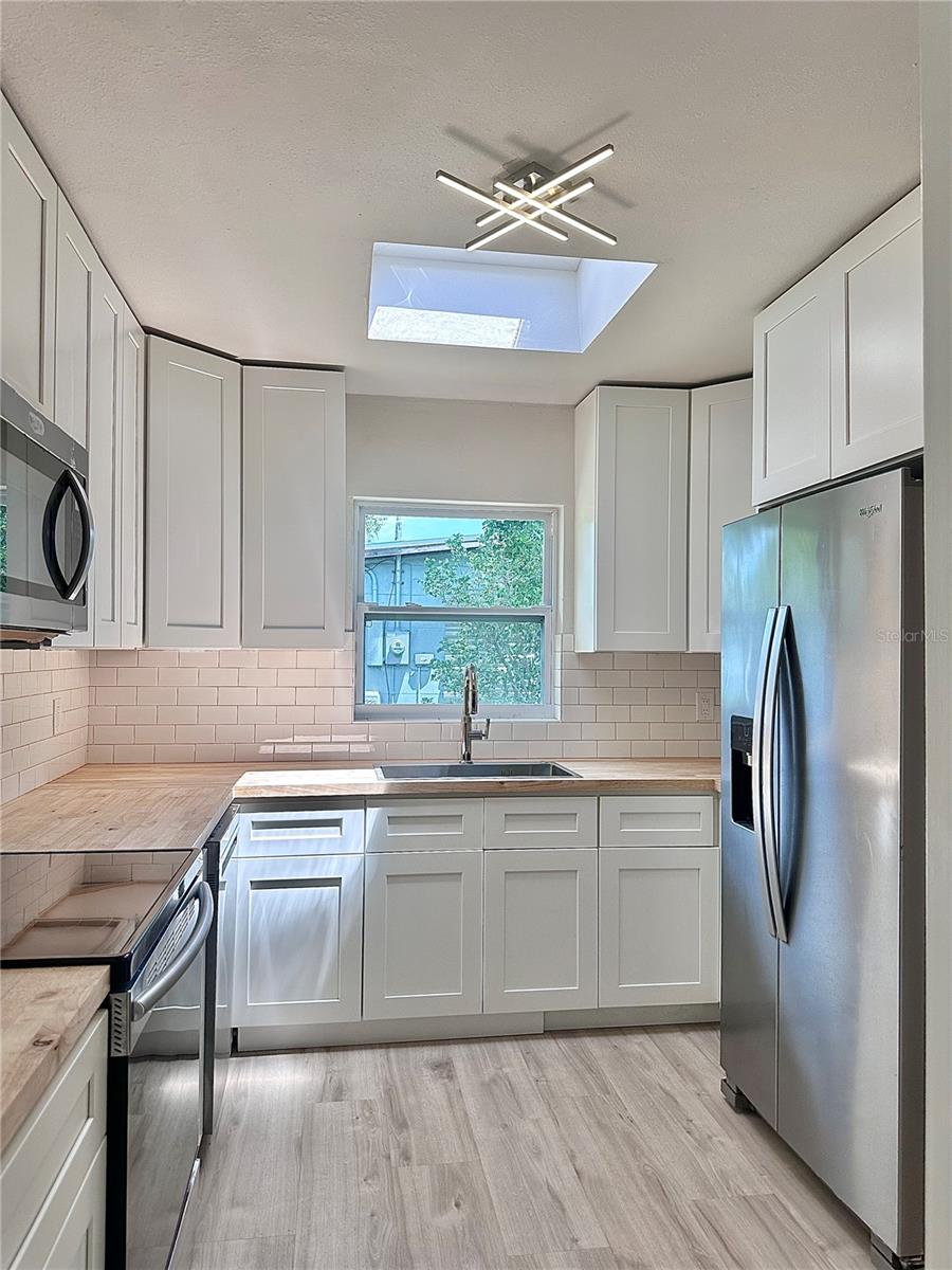 400 Dalton Boulevard, FL