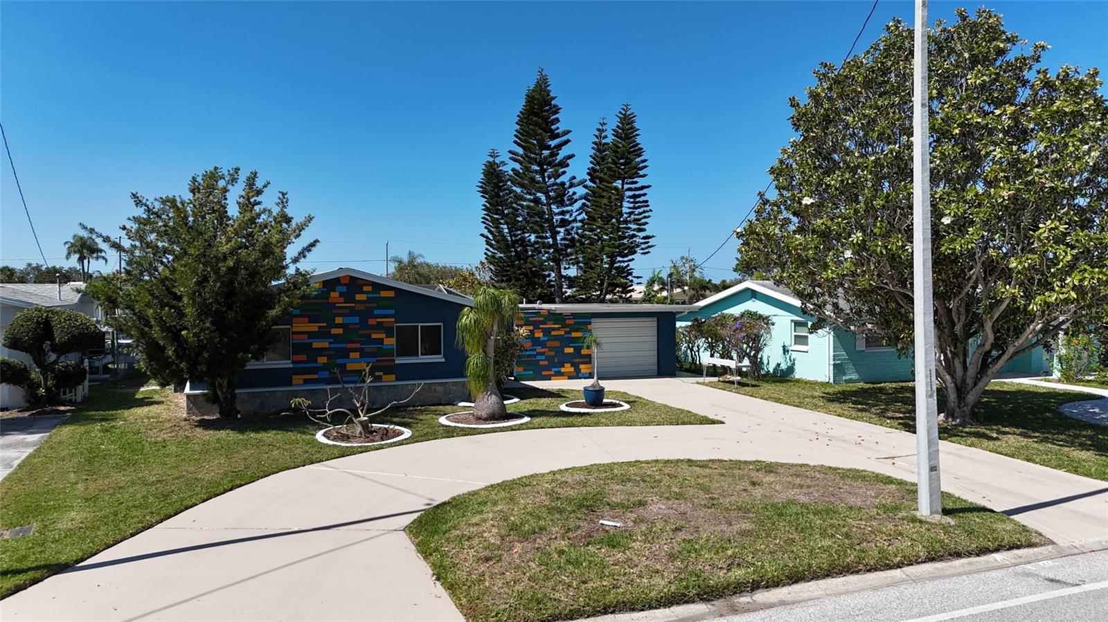 4240 Floramar Terrace, FL
