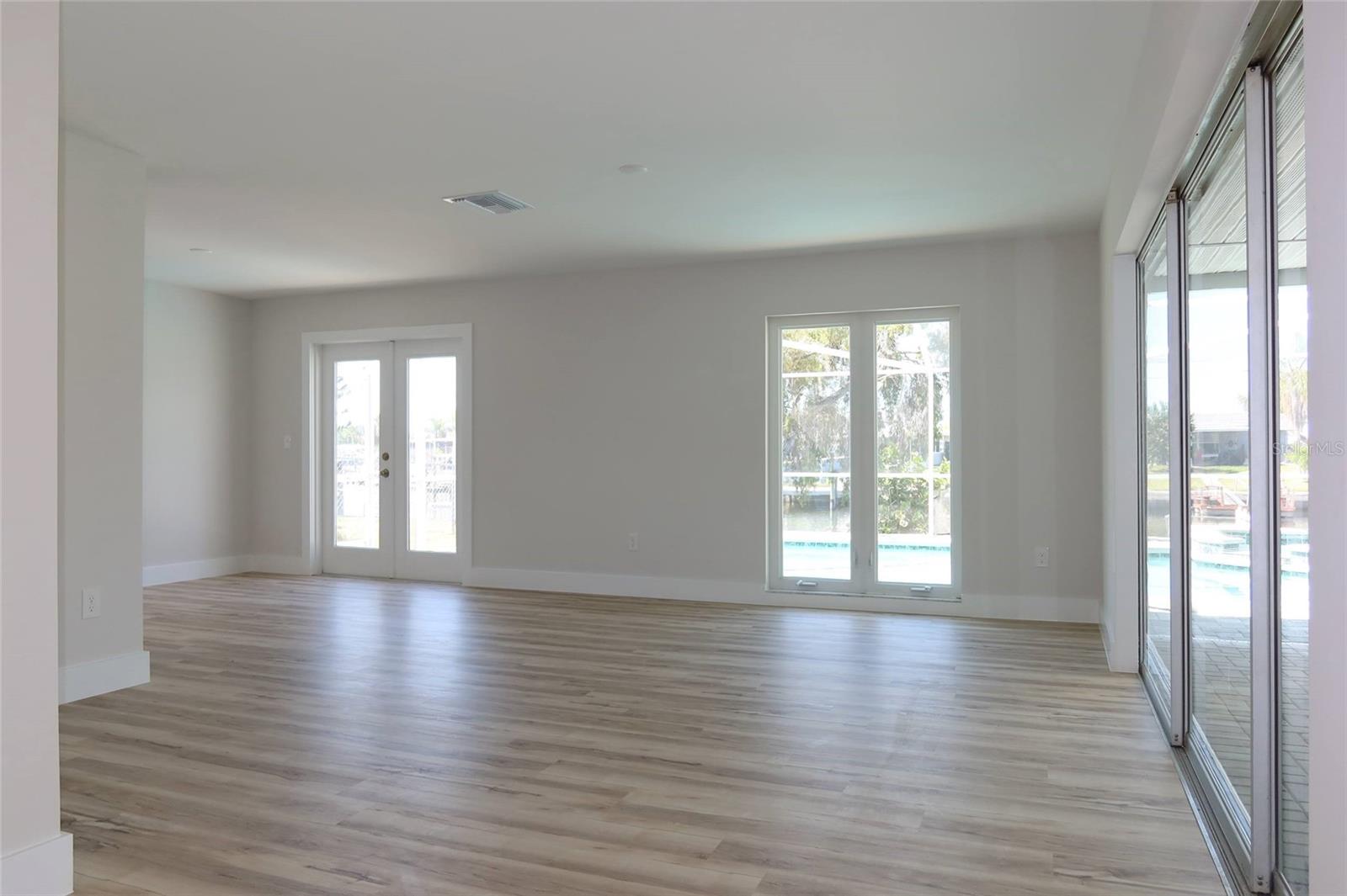 4240 Floramar Terrace, FL