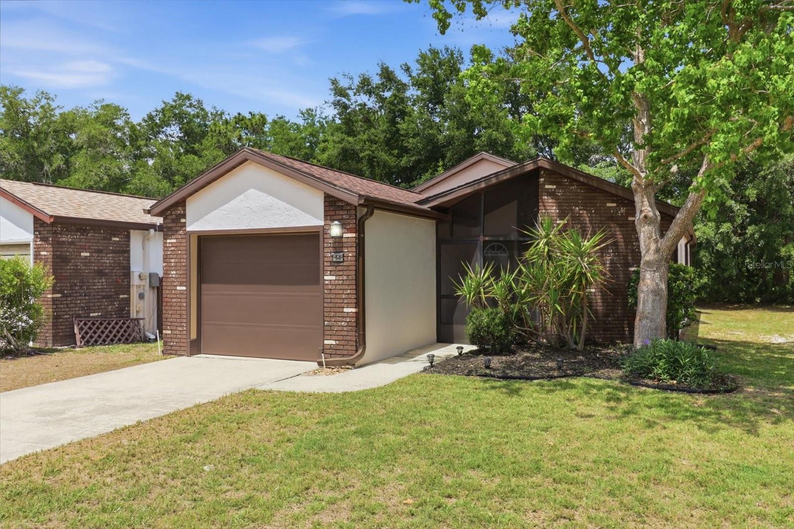 54 Jamaica Street, FL