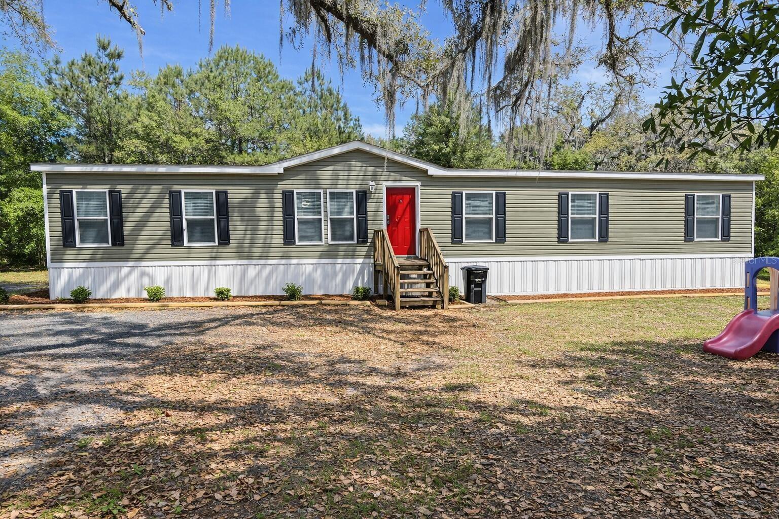 276 Nw Battle Hill Ln, FL