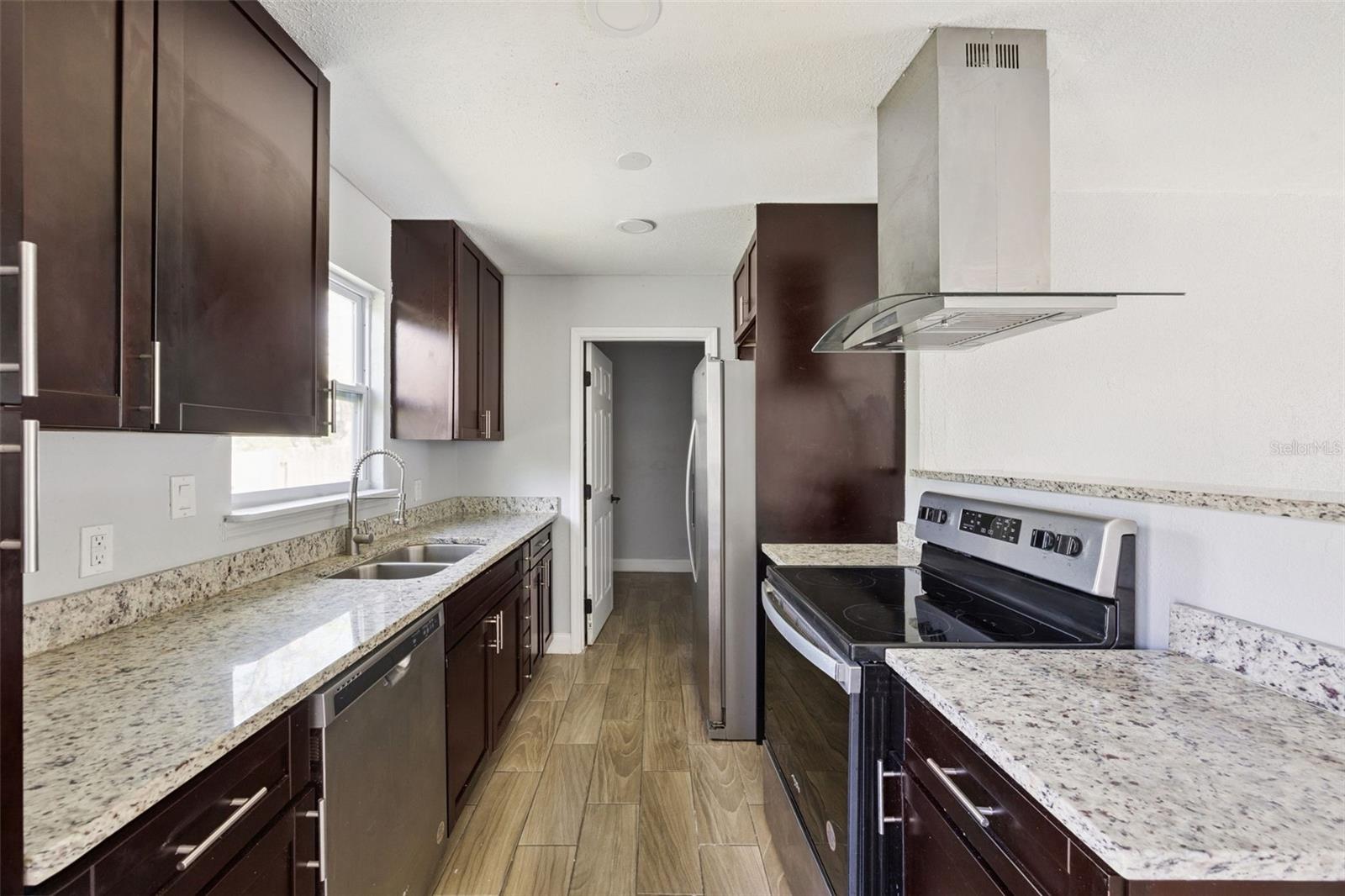 1590 Yorktown Avenue, FL