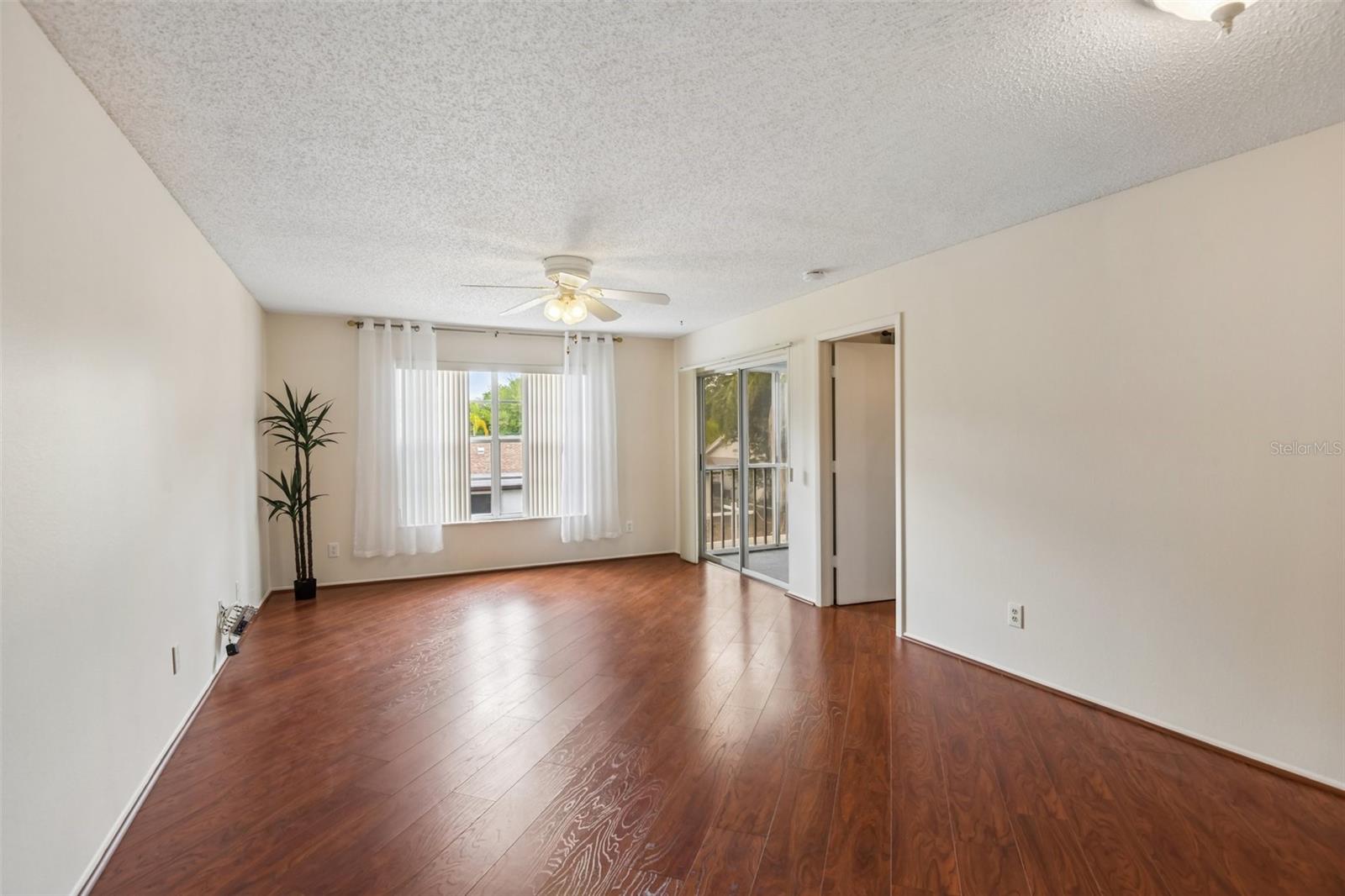 7713 Hillside Court, FL