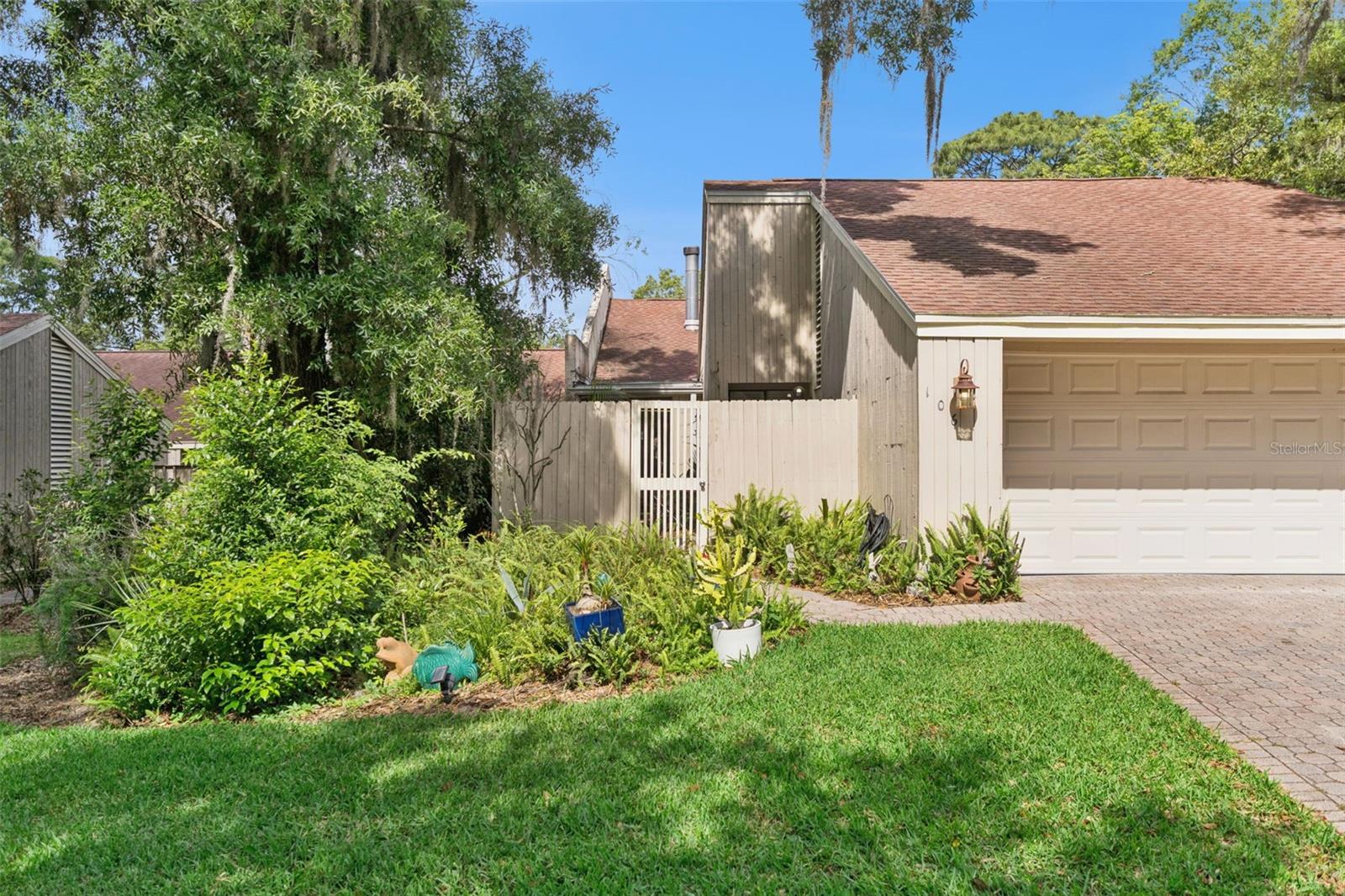 106 Hidden Oak Drive, FL