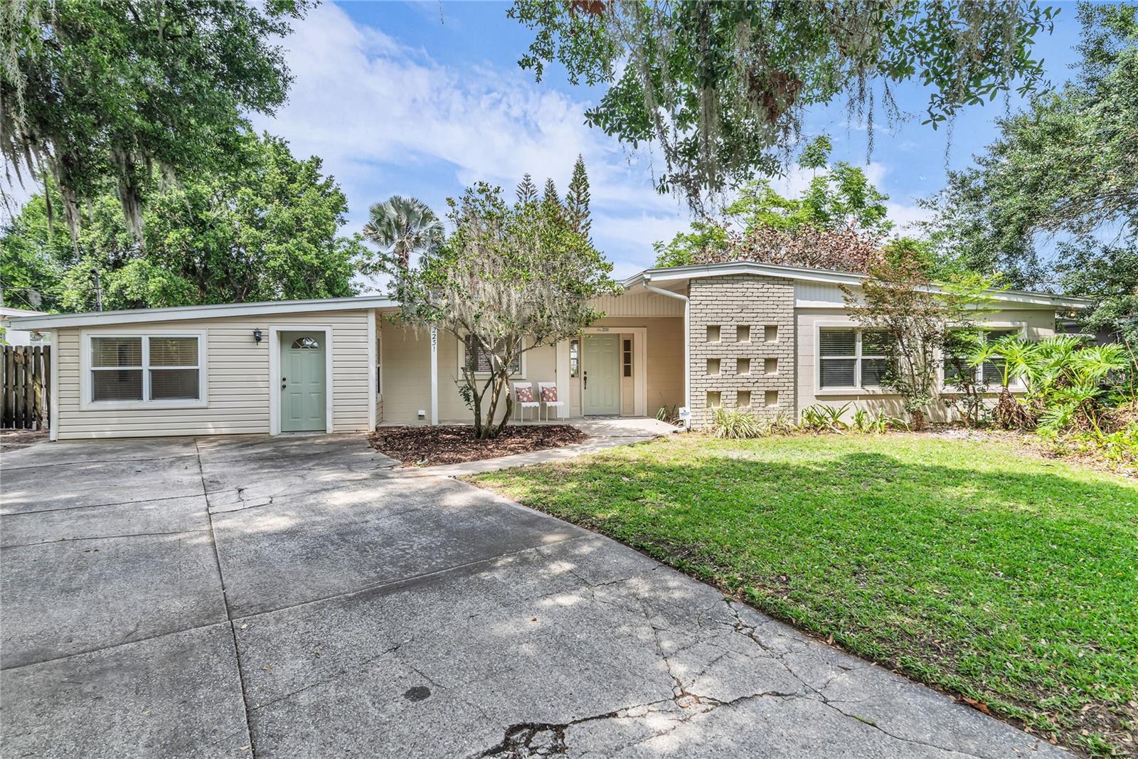 2231 Homewood Dr, FL