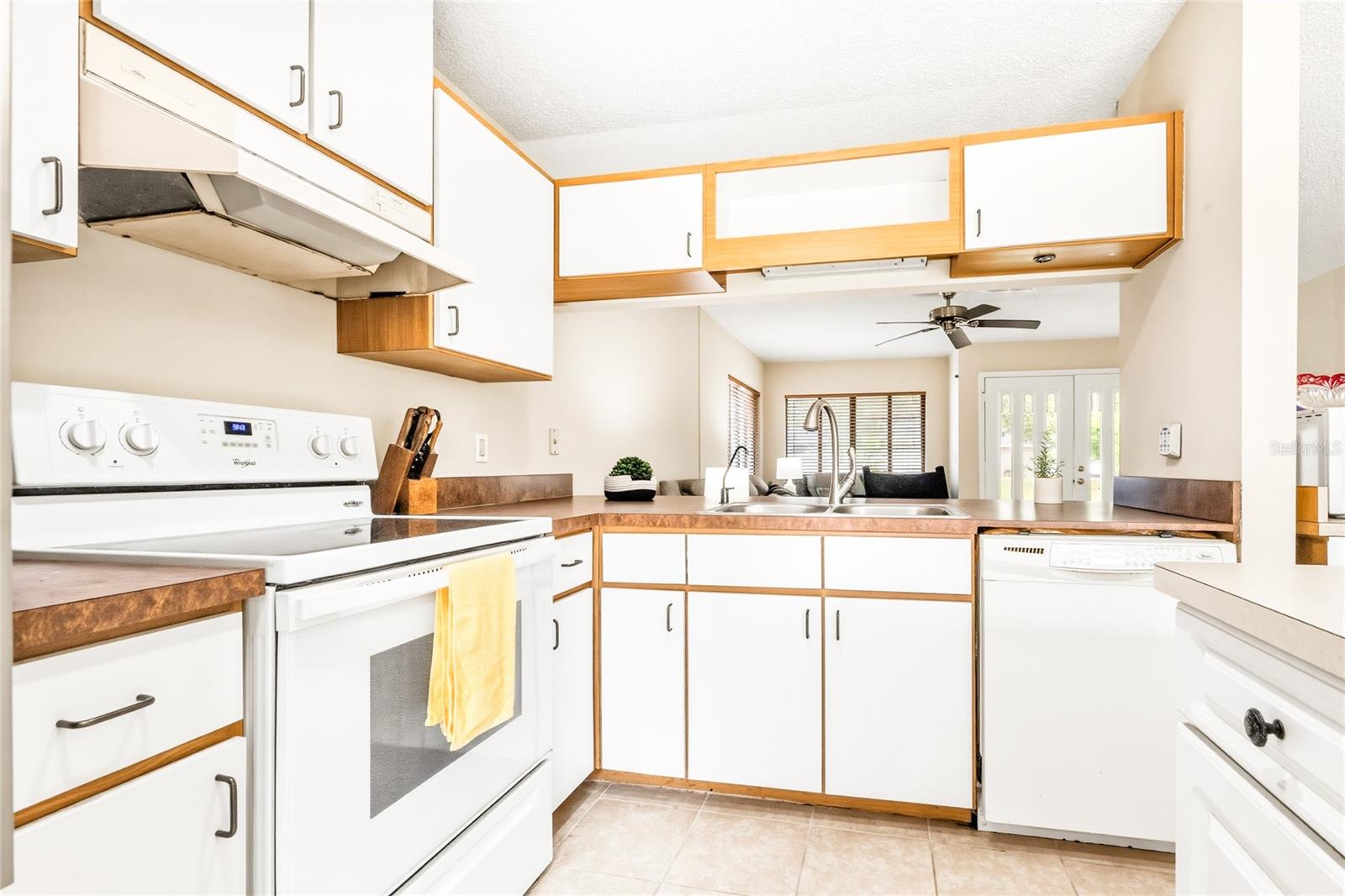8 Lladd Court, FL