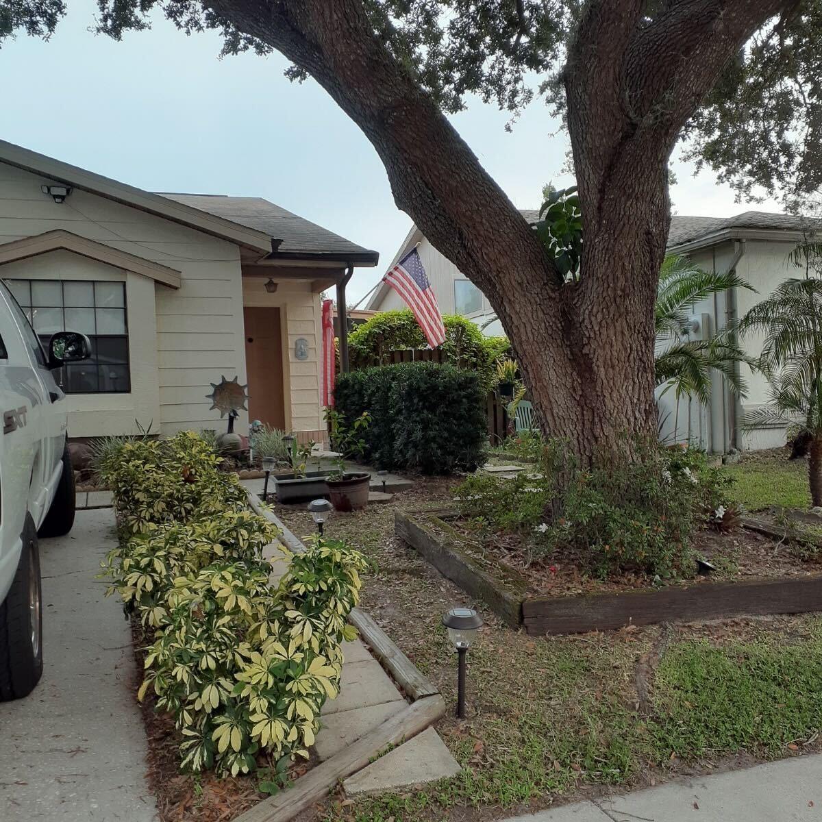 13427 Laraway Drive, FL