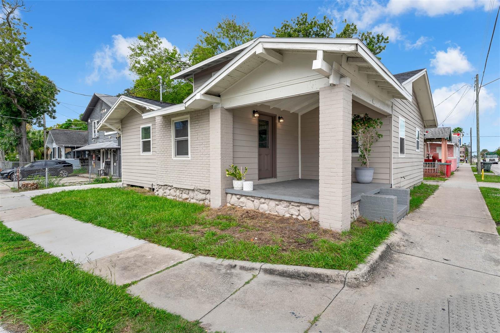550 Ridgewood Avenue, FL