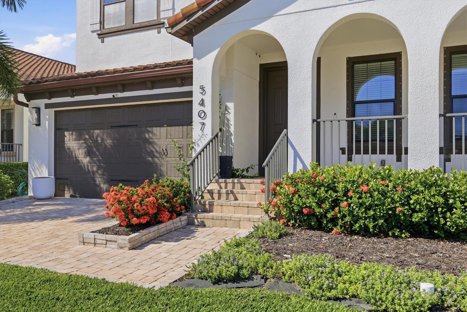 5407 Title Row Drive, FL