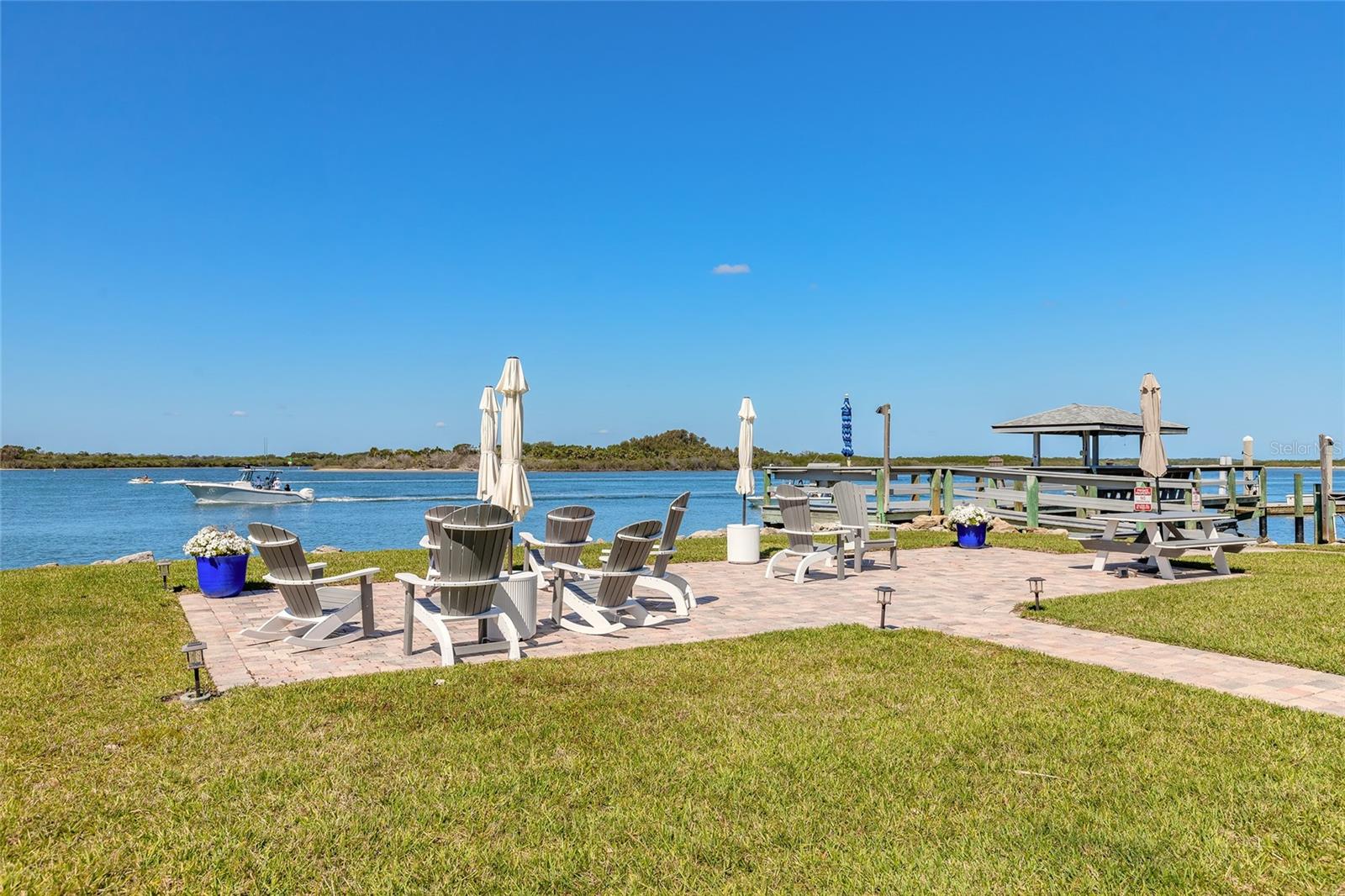 2100 Peninsula Avenue, FL