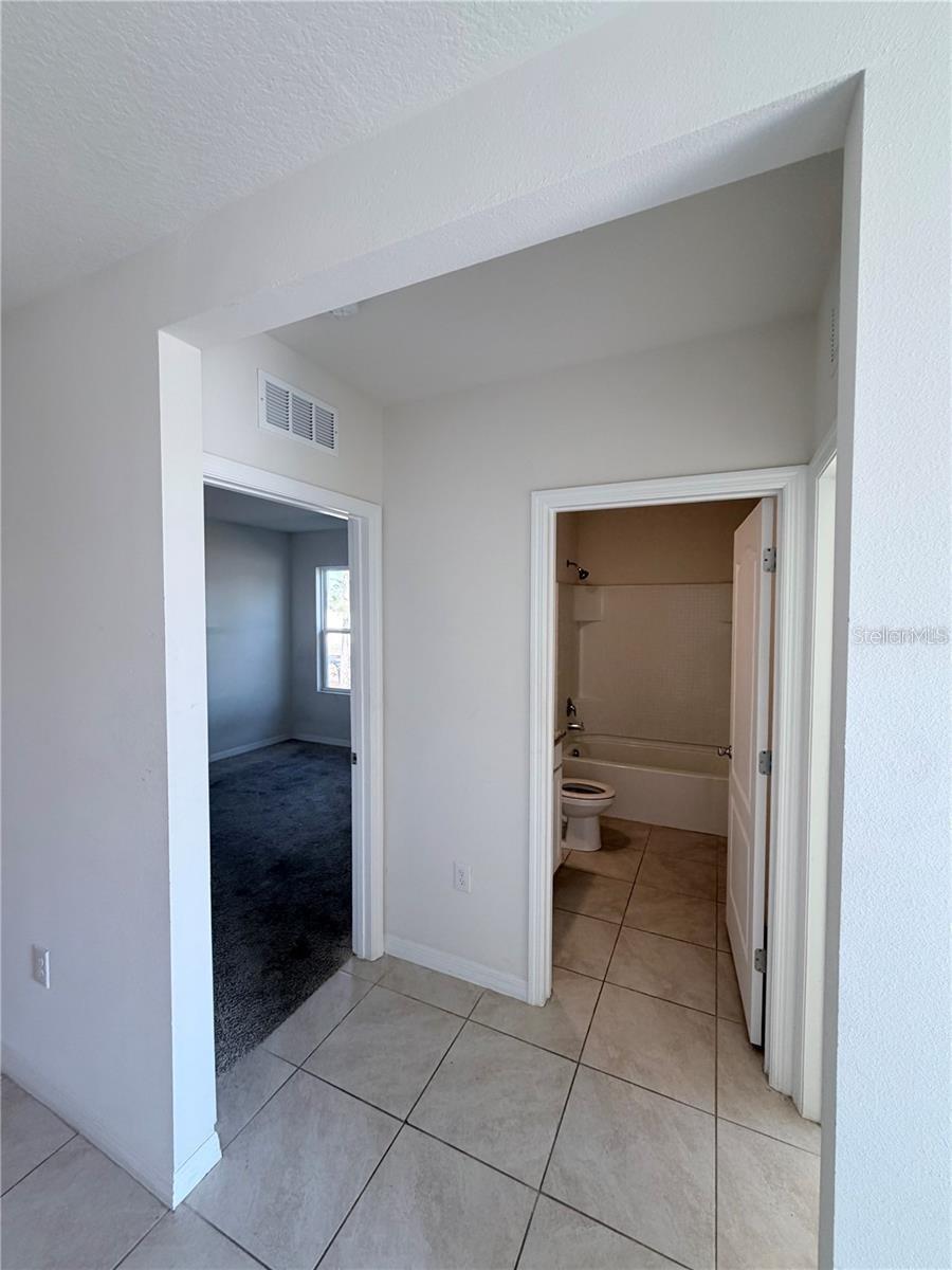 5653 Winona Drive, FL