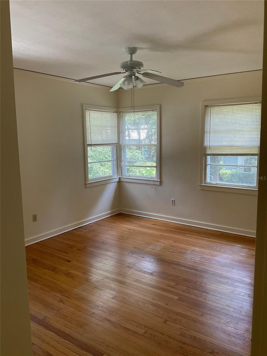 2721 3rd Place, FL
