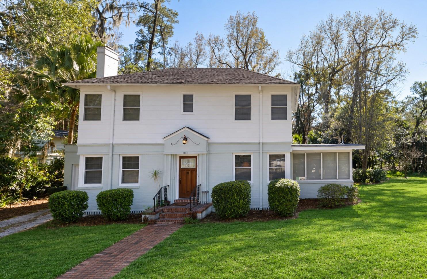 2721 3rd Place, FL