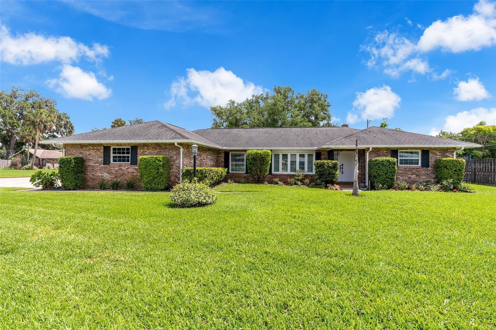 801 Palm Grove Court, FL