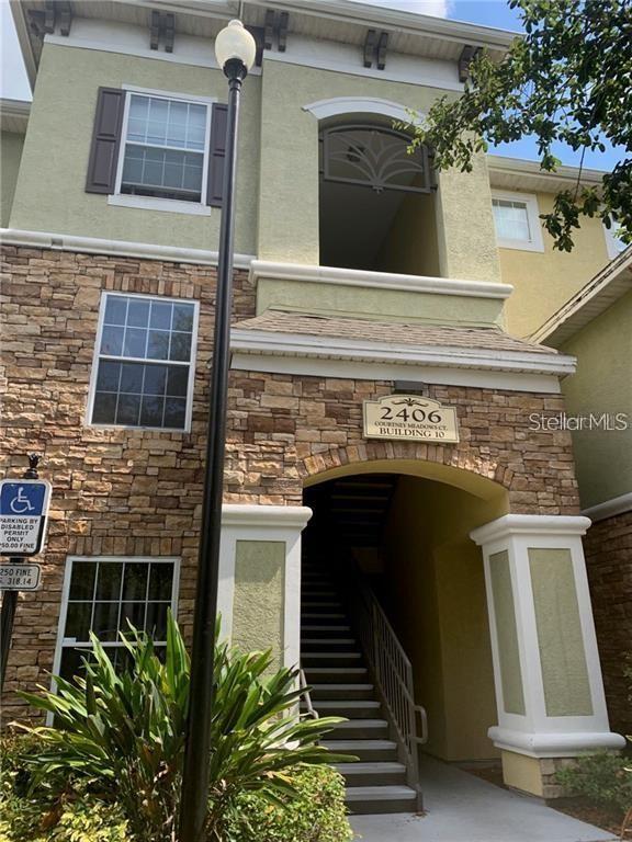 2406 Courtney Meadows Court, FL