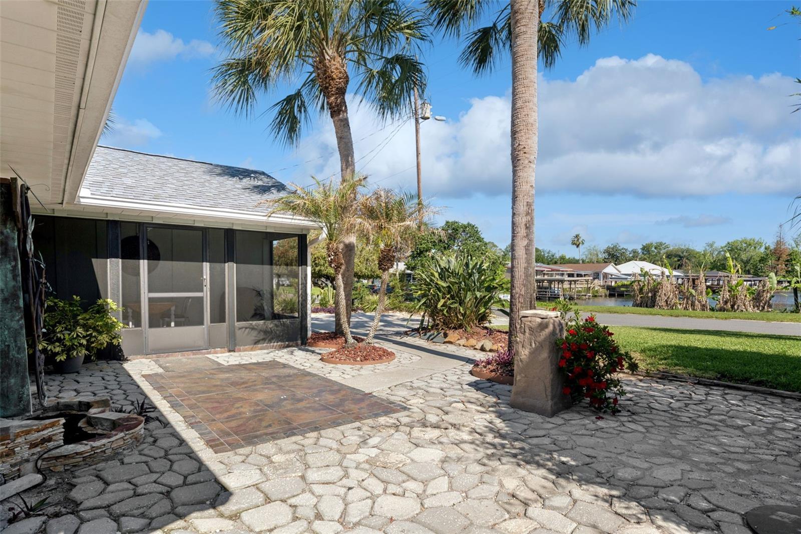 13502 Country Club Drive, FL