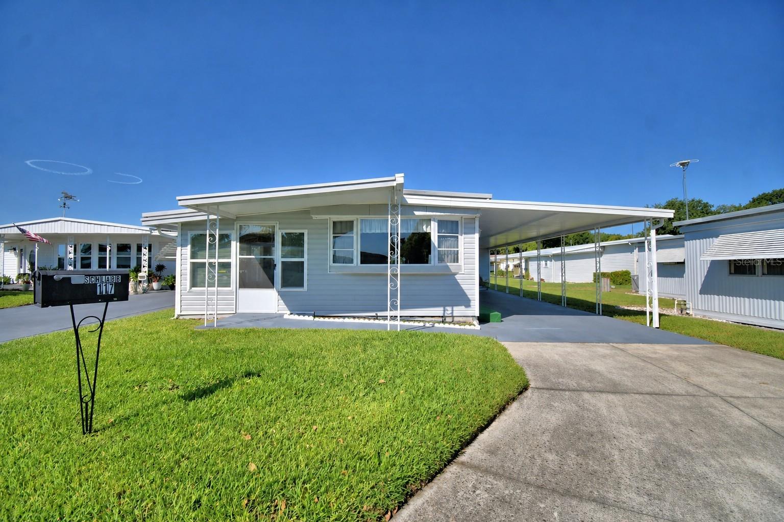 117 Holiday Ln, FL