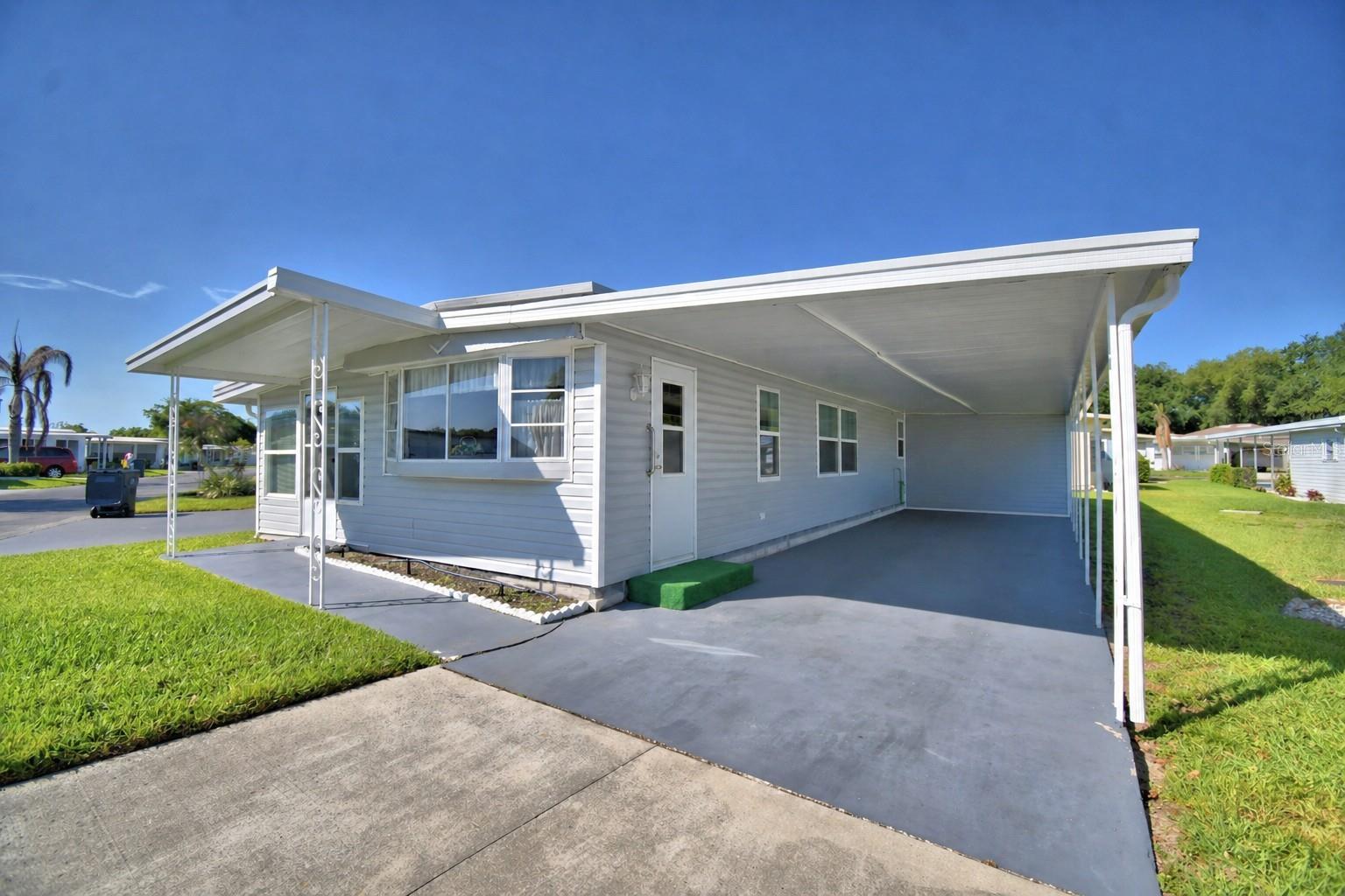117 Holiday Lane, FL