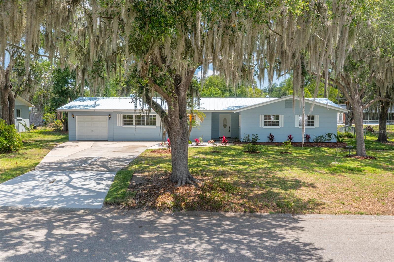 2230 Helen Circle, FL