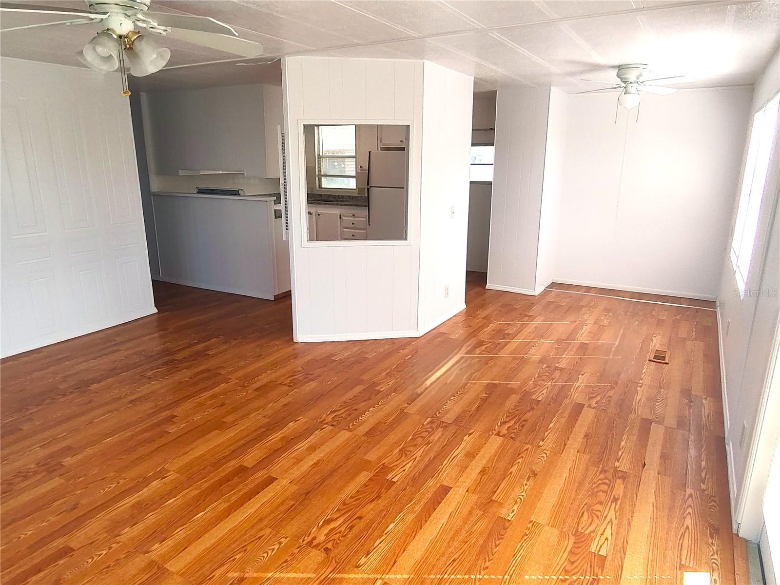 900 9th Ave E 900 9th Ave E, FL