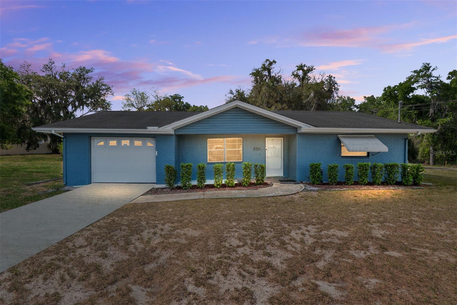 9317 Crescent Drive, FL
