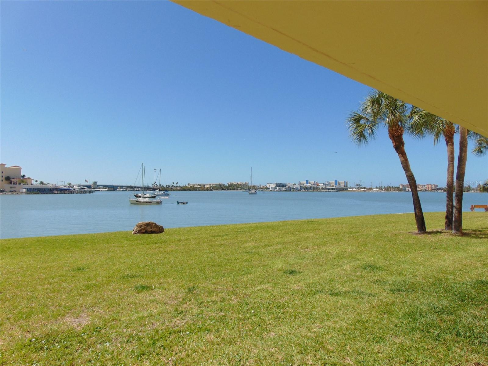 4775 Cove Cir Circle, FL