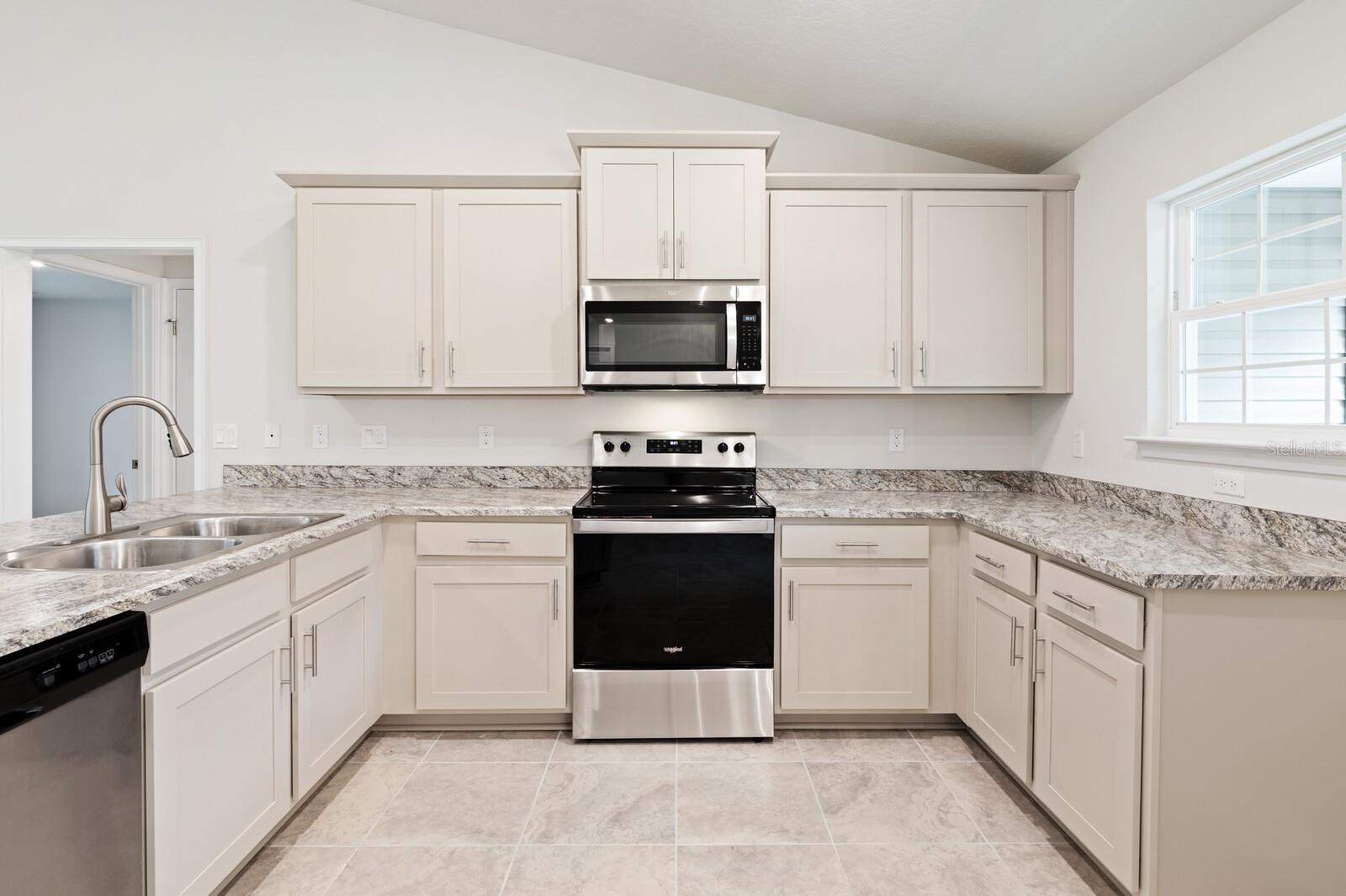 9 Lamar Lane, FL