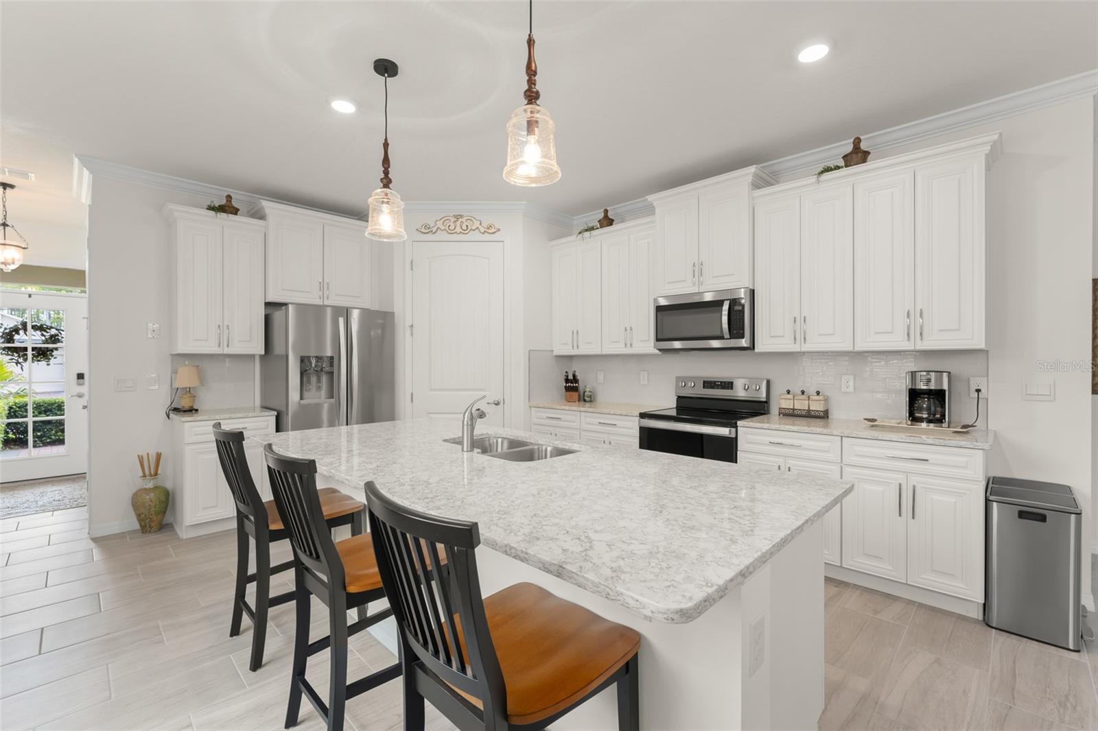 3473 Yellowtop Loop, FL