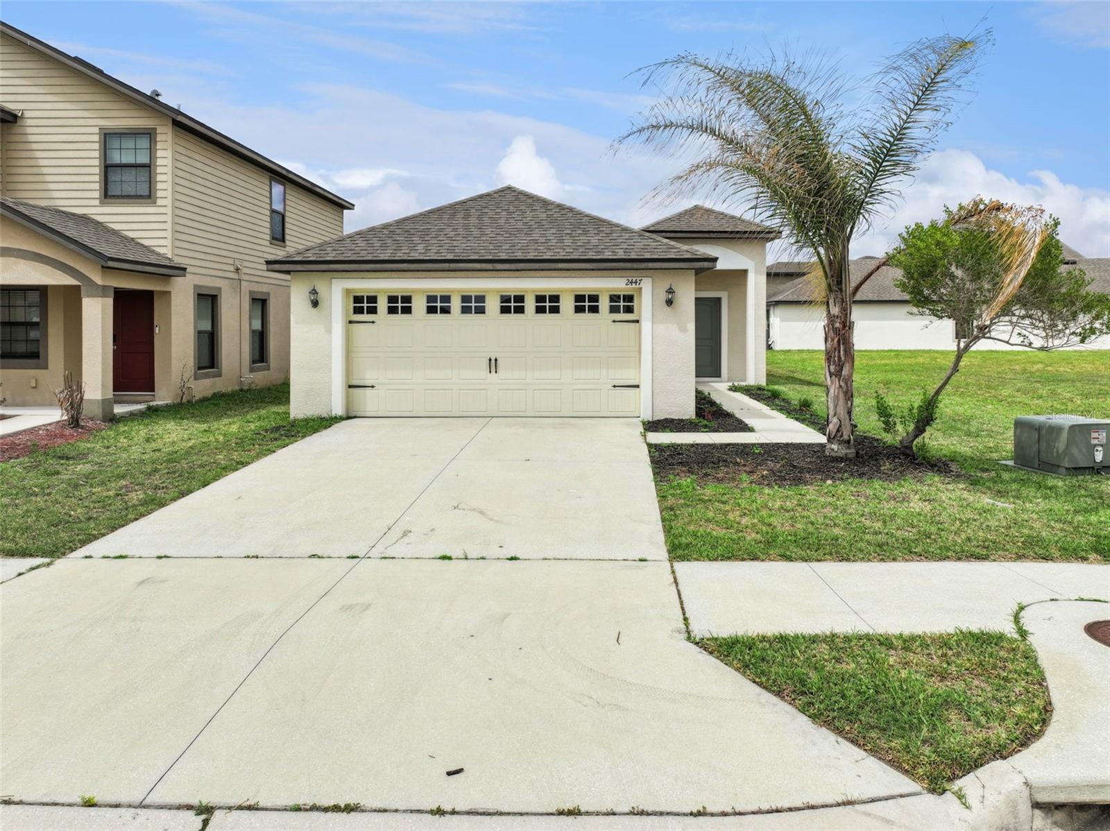 2447 Caspian Dr, FL