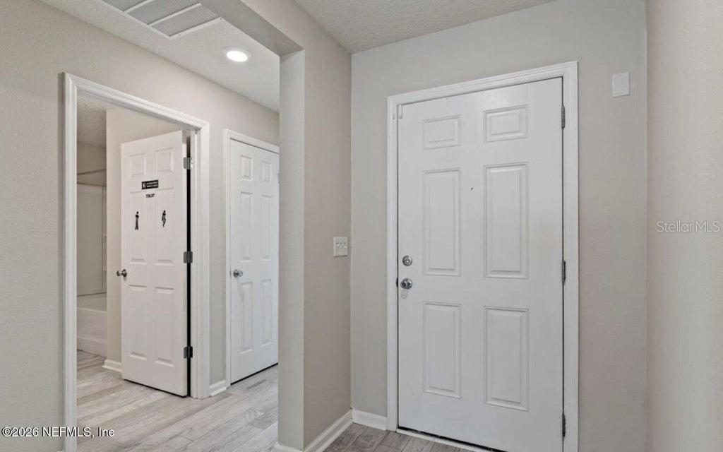 3106 Hawks Hill Lane, FL