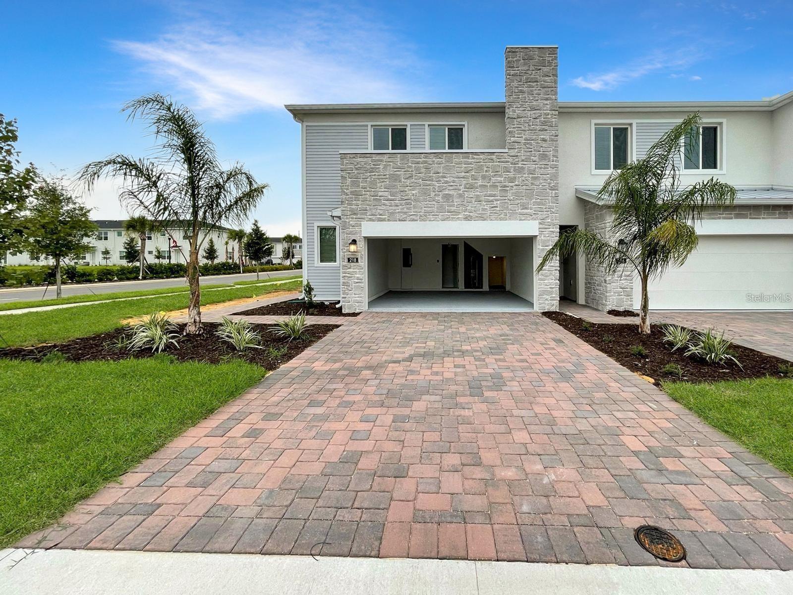 218 Nine Iron Drive, FL