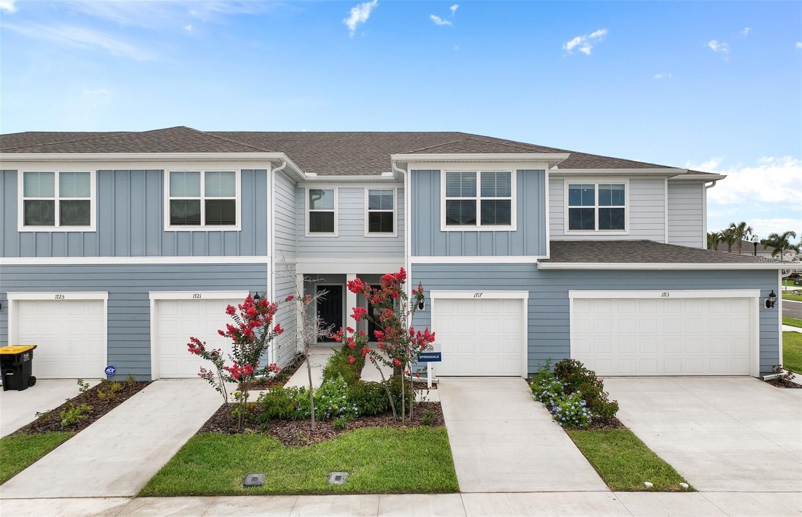 2738 Fetching Trl, FL