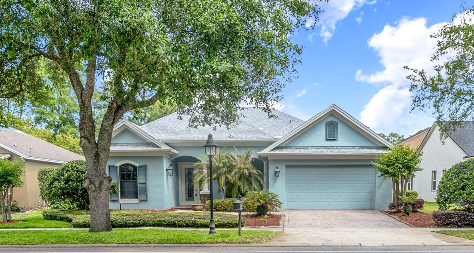 607 Victoria Hills Drive, FL