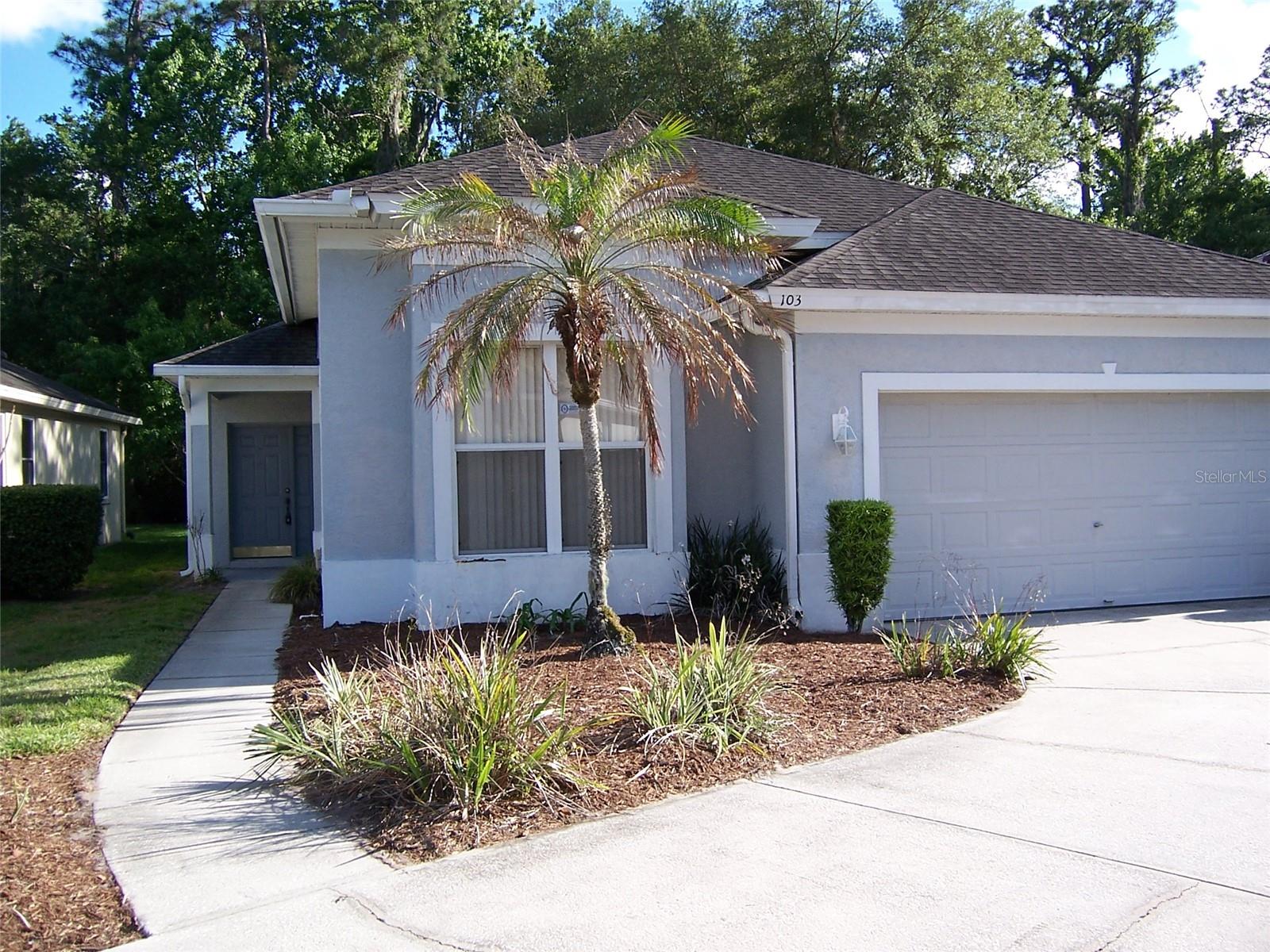 103 Golden Crest Ct, FL