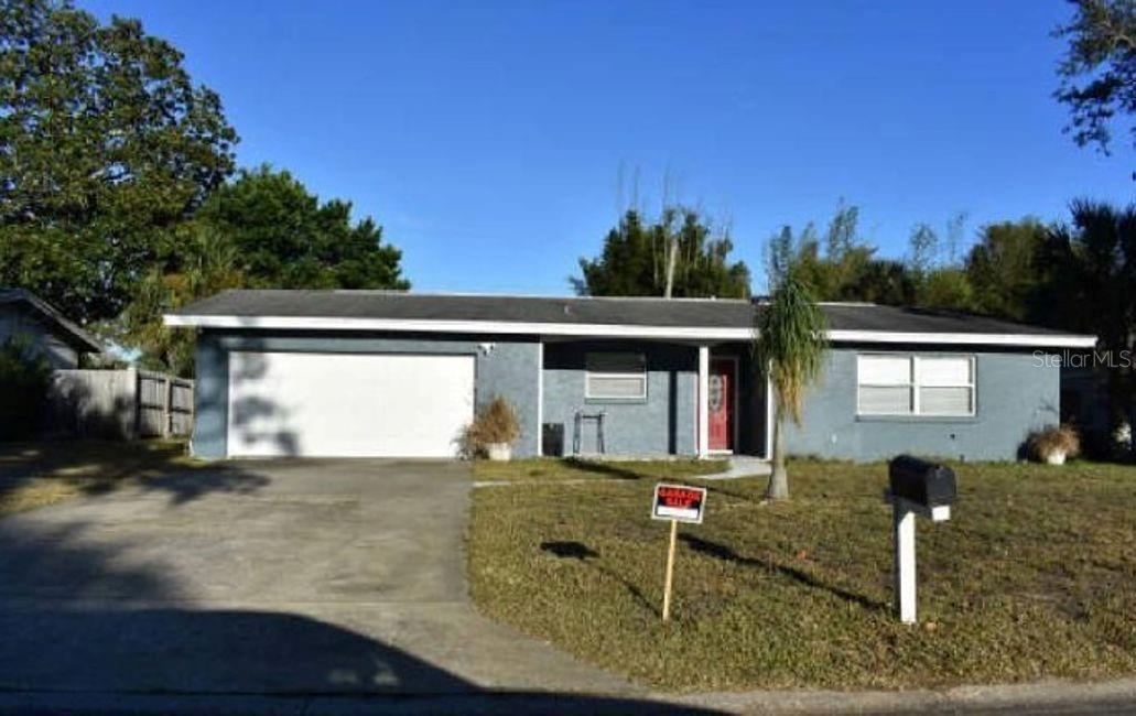 911 Woodmere Circle, FL