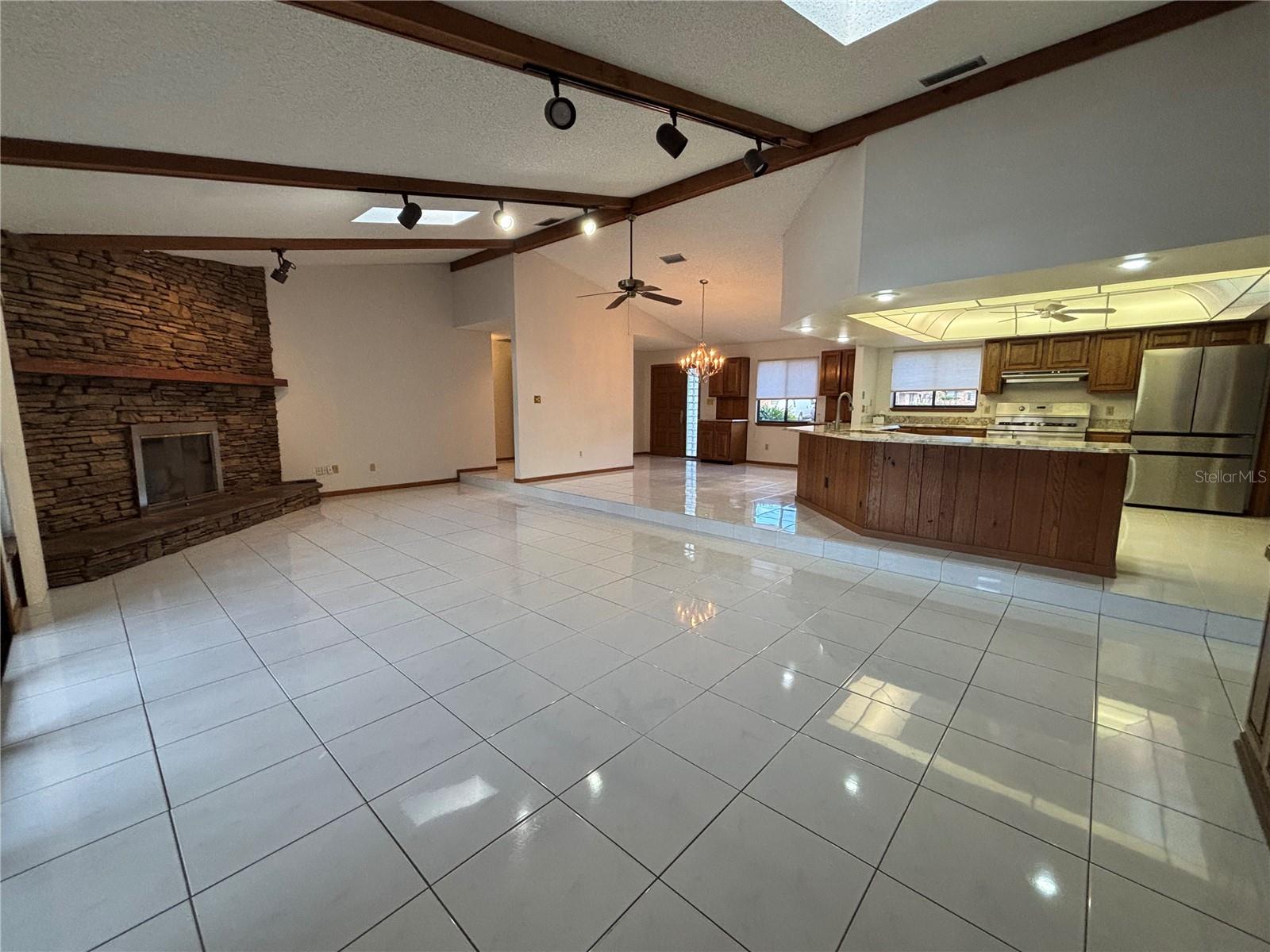 378 Forest Park Circle, FL