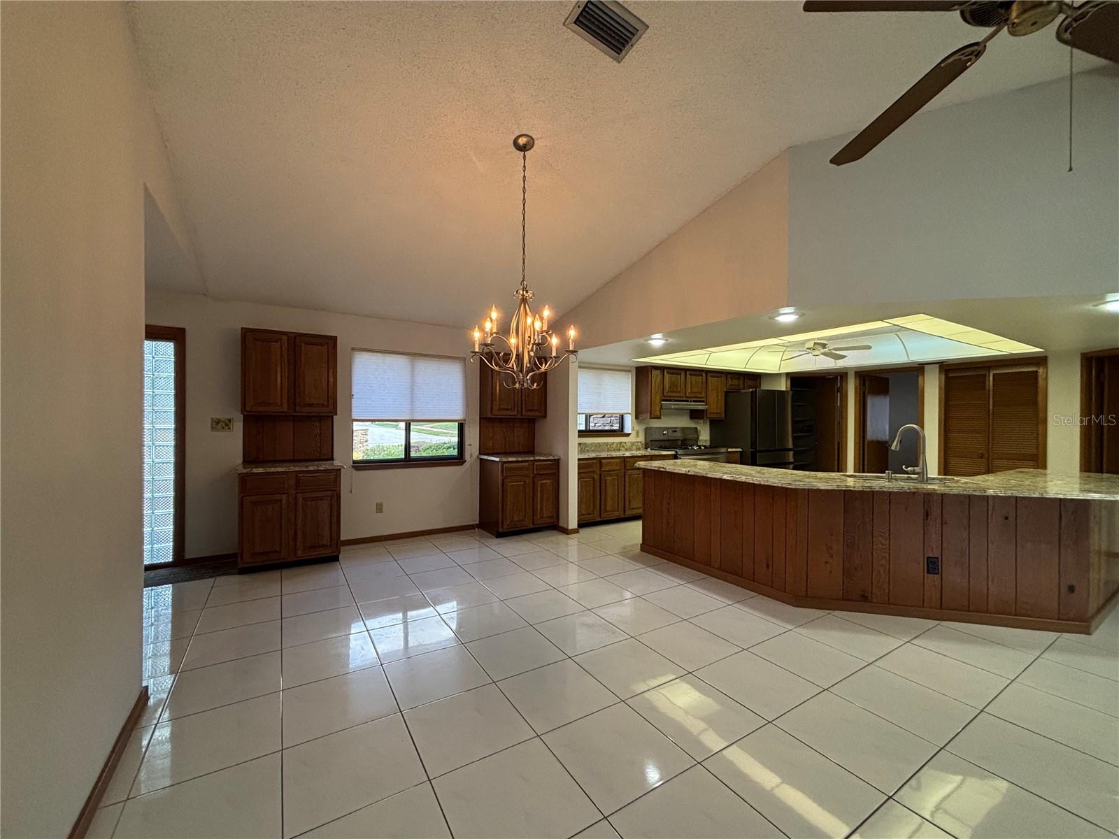 378 Forest Park Circle, FL