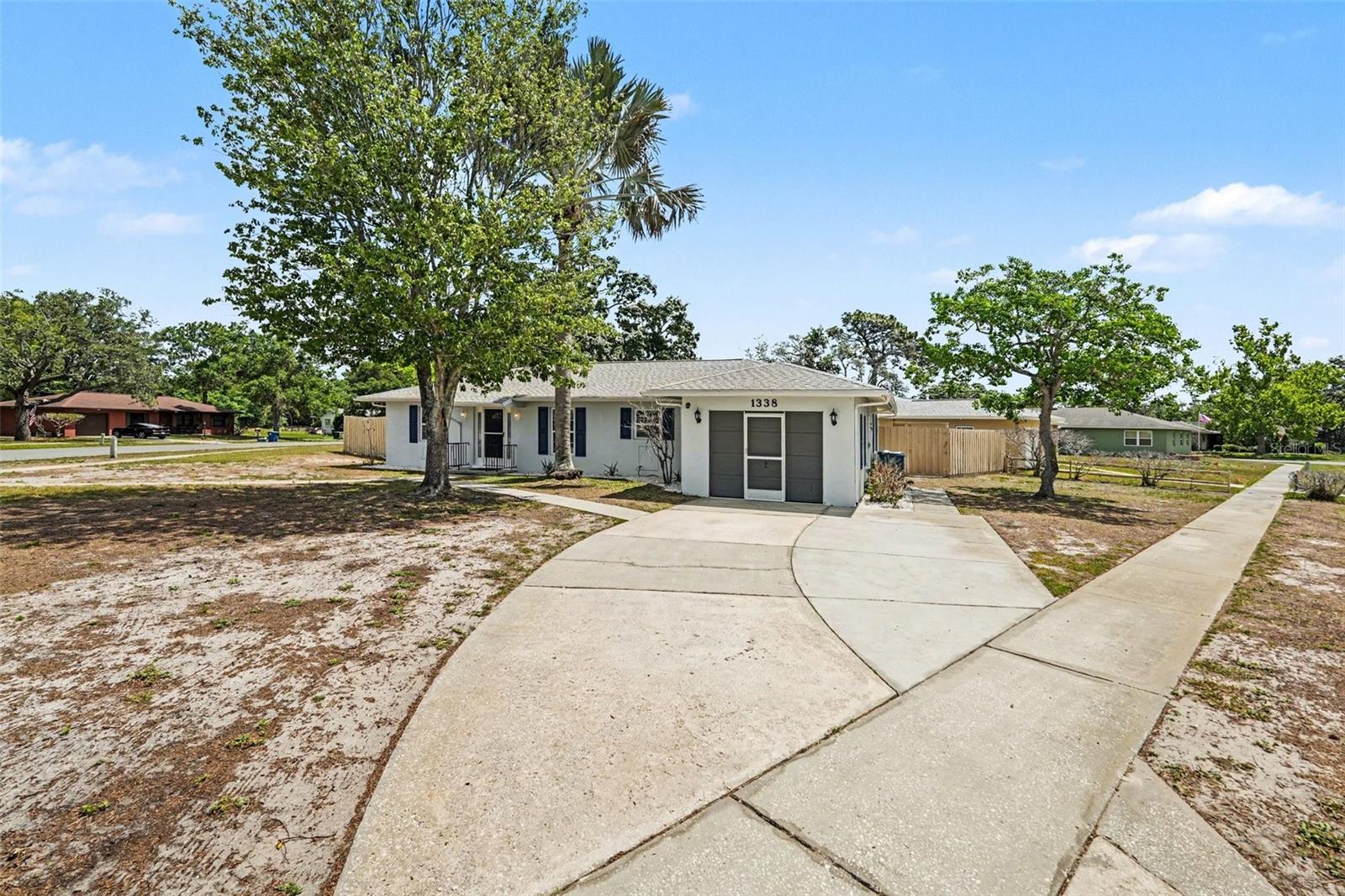1338 Pilgrim Rd, FL