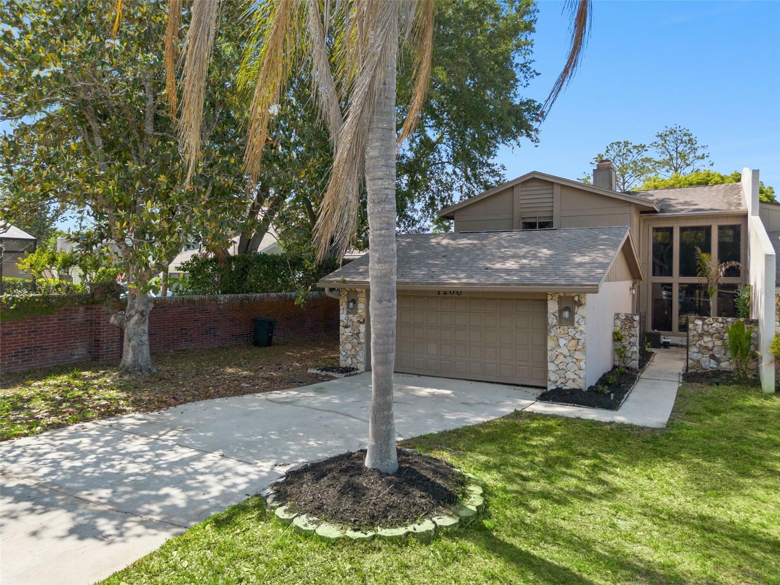 1200 Royal Oak Dr, FL