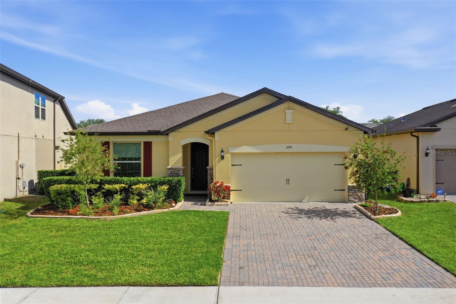 1670 Regal River Cir, FL