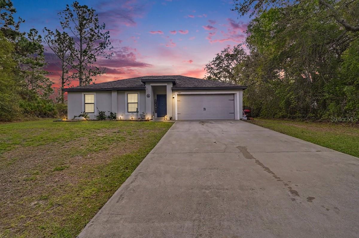 2479 Captain Dr, FL